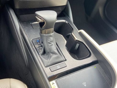 Certified 2023 Lexus ES 350 w/ Premium Package FWD image 22