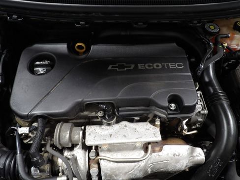 Used 2019 Chevrolet Cruze LS w/ LS Convenience Package image 16