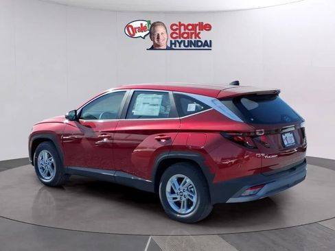 New 2026 Hyundai Tucson SE FWD image 3