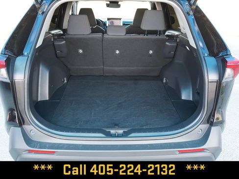 Used 2023 Toyota RAV4 LE AWD/4WD image 26
