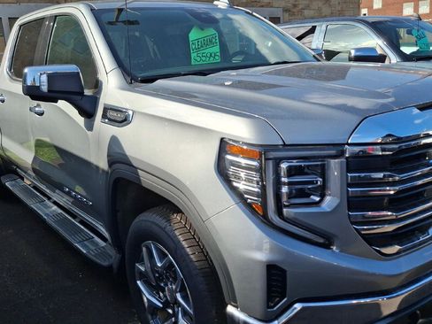 Used 2026 GMC Sierra 1500 SLT w/ SLT Premium Package AWD/4WD image 1