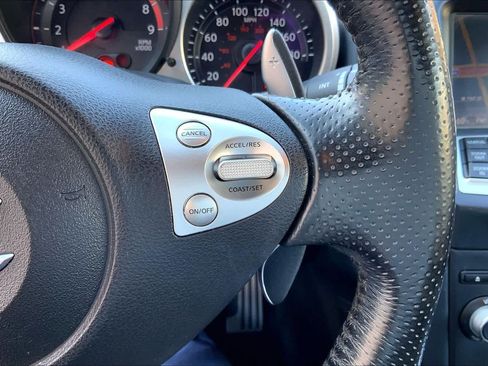 Used 2016 Nissan 370Z Touring w/ Aerodynamics Package RWD image 23