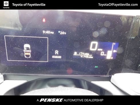 Used 2025 Nissan Kicks S image 5