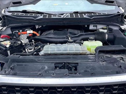Used 2021 Ford F150 Platinum w/ Equipment Group 701A High AWD/4WD image 30