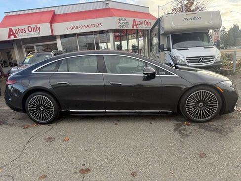 Used 2022 Mercedes-Benz EQS 450+ Sedan image 4