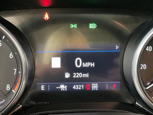 Certified 2023 Buick Encore GX Essence w/ Advanced Technology Package AWD/4WD image 33