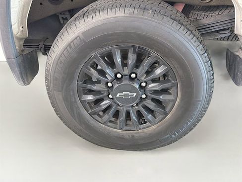 Used 2024 Chevrolet Silverado 2500 LT w/ Z71 Sport Edition AWD/4WD image 28