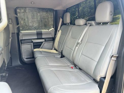 Used 2016 Ford F150 XLT AWD/4WD image 17