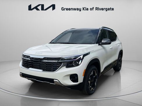 New 2026 Kia Seltos S FWD image 3