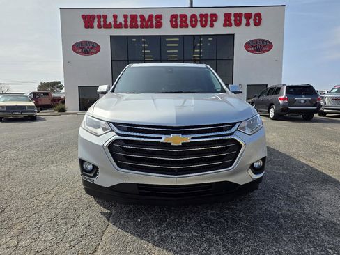 Used 2020 Chevrolet Traverse Premier AWD/4WD image 2