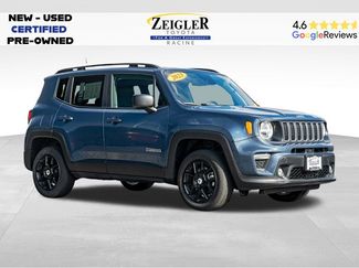 Used 2023 Jeep Renegade Latitude w/ Premium Group AWD/4WD video 1