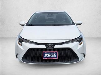 Used 2020 Toyota Corolla LE FWD video 2