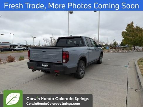 Used 2025 Honda Ridgeline TrailSport image 7