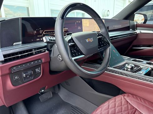 Certified 2025 Cadillac Escalade Sport w/ Touring Package image 15