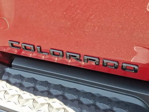 Used 2026 Chevrolet Colorado ZR2 w/ Technology Package AWD/4WD image 26