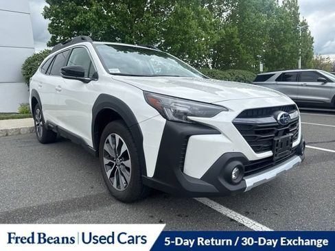 Used 2024 Subaru Outback Limited AWD/4WD image 1