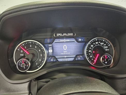 New 2026 RAM 1500 Express AWD/4WD image 17