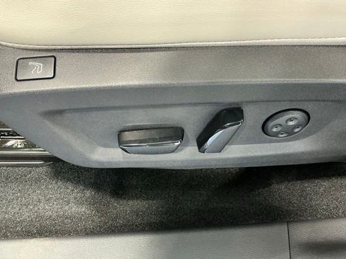 Used 2025 Nissan Murano Platinum image 15