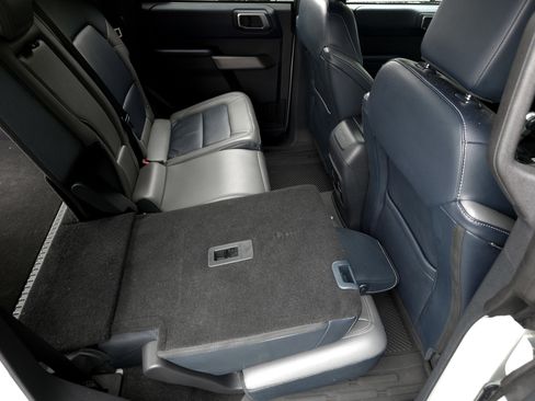 Used 2021 Ford Bronco First Edition image 42