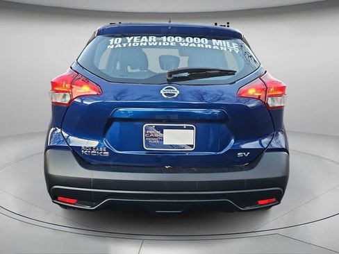 Used 2019 Nissan Kicks SV image 6