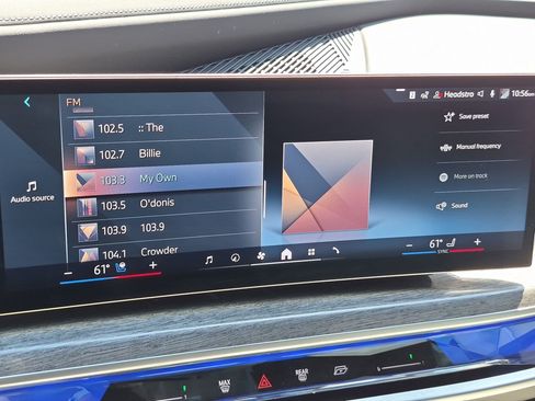 Used 2024 BMW 760i xDrive w/ Executive Package AWD/4WD image 23