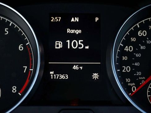 Used 2017 Volkswagen Golf Alltrack SEL image 31