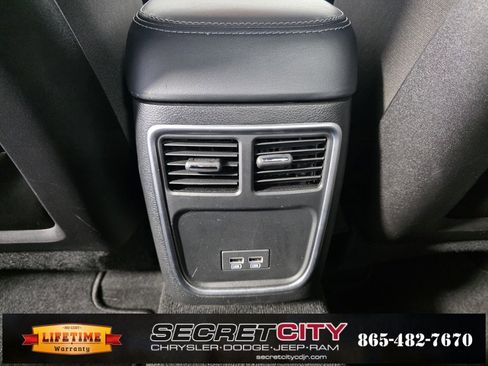 Used 2023 Dodge Charger Scat Pack image 27