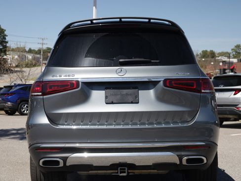 Used 2021 Mercedes-Benz GLS 450 4MATIC image 4