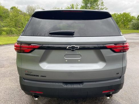 Used 2023 Chevrolet Traverse LT w/ Midnight/Sport Edition AWD/4WD image 3