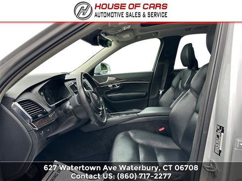 Used 2016 Volvo XC90 T6 Momentum image 9