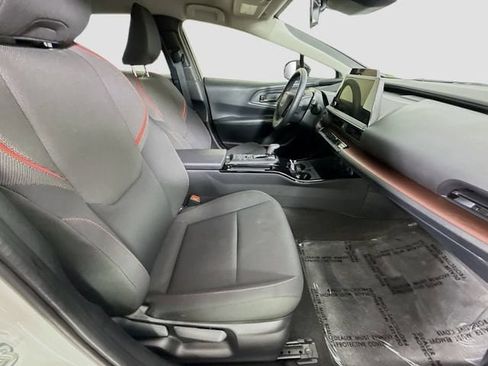 Certified 2025 Toyota Prius Plug-In Hybrid FWD image 25