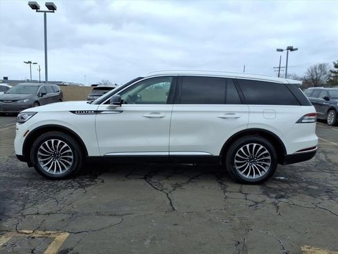 Used 2023 Lincoln Aviator Reserve w/ Elements Package Plus image 4