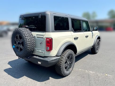 Used 2025 Ford Bronco Big Bend w/ Black Diamond Package AWD/4WD image 8
