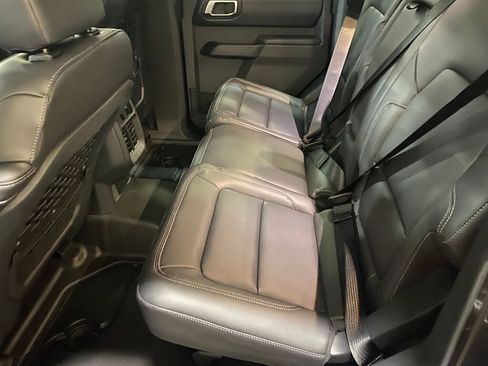 New 2025 Ford Bronco Badlands w/ Sasquatch Package image 16