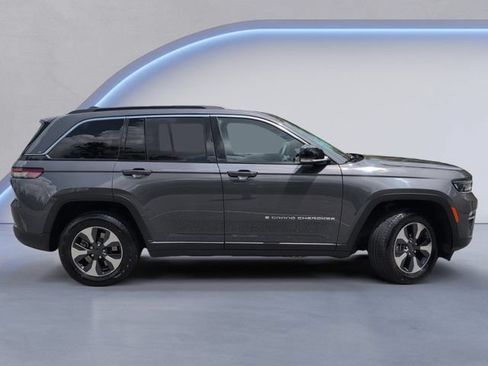Used 2024 Jeep Grand Cherokee Limited 4xe AWD/4WD image 3