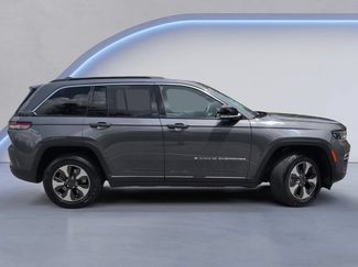 Used 2024 Jeep Grand Cherokee Limited 4xe AWD/4WD video 3