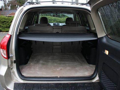 Used 2007 Toyota RAV4 4WD image 16