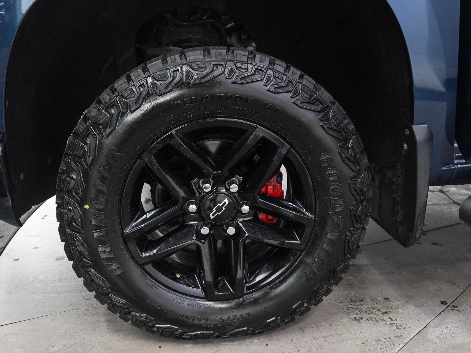 Used 2020 Chevrolet Silverado 1500 LT Trail Boss AWD/4WD image 29