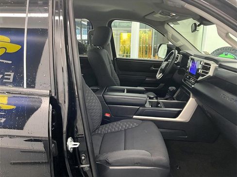 Used 2022 Toyota Tundra SR5 image 11