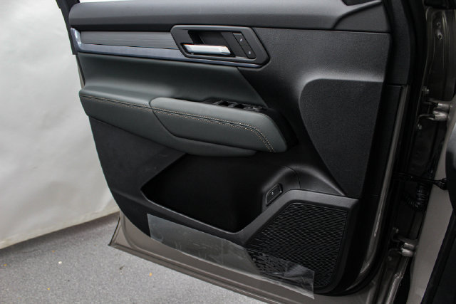 New 2027 GMC Terrain AT4 w/ Technology Package II AWD/4WD image 24