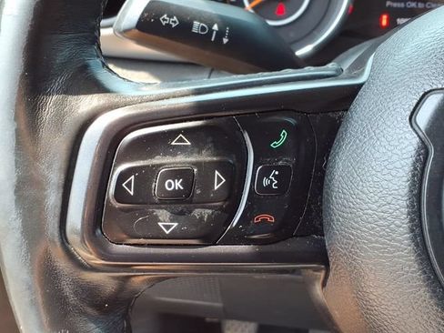 Used 2018 Jeep Wrangler Unlimited Sport S AWD/4WD image 25