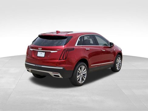 New 2026 Cadillac XT5 Premium Luxury w/ Driver Assist Package FWD image 4