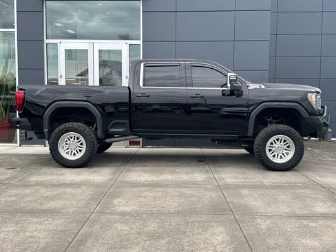Used 2020 GMC Sierra 2500 Denali w/ Denali Ultimate Package image 2