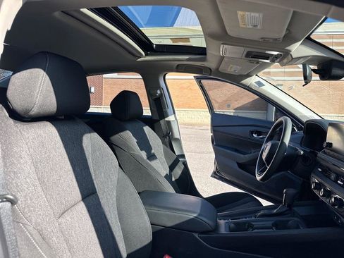 Used 2023 Honda Accord EX image 30