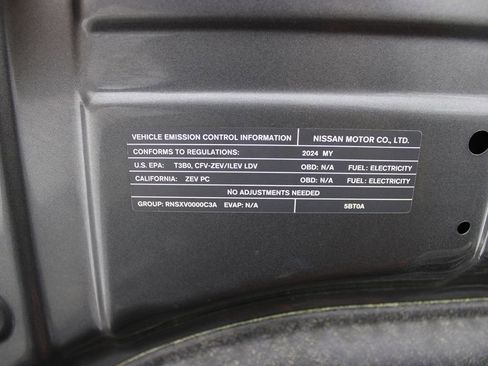 Used 2024 Nissan Ariya FWD image 43