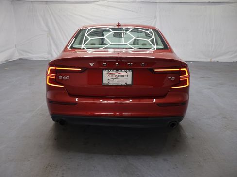 Used 2019 Volvo S60 T5 Momentum w/ Premium Package FWD image 6