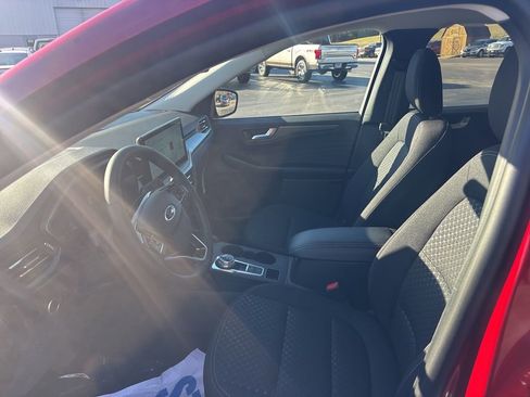 New 2025 Ford Escape Active w/ Active Premium Tech Pack image 21
