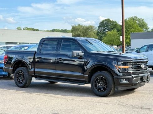 Used 2024 Ford F150 XLT w/ XLT Black Appearance Package AWD/4WD image 29
