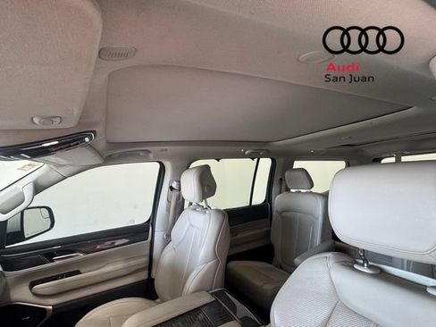 Used 2022 Jeep Wagoneer Series III w/ Premium Group I RWD image 13