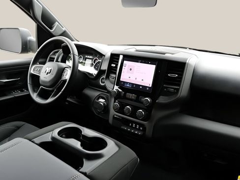 New 2026 RAM 1500 Express RWD image 18